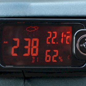 Автомобильный термометр Quantoom QT-02