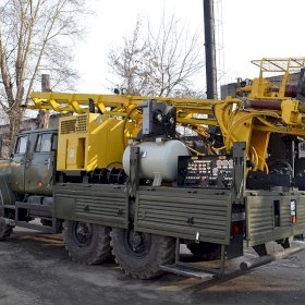Установка буровая гидромеханизированная УБГМ-1Д на базе автомобиля Урал-4320 с продувкой