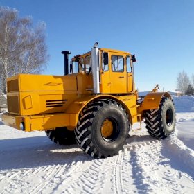 Трактор К-700