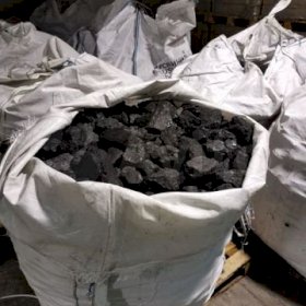 Уголь в мешках в Низовье