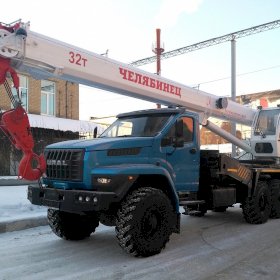 Автокран Урал 32 тонны