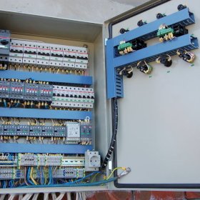 Разработка электрических схем управления холодильным агрегатом